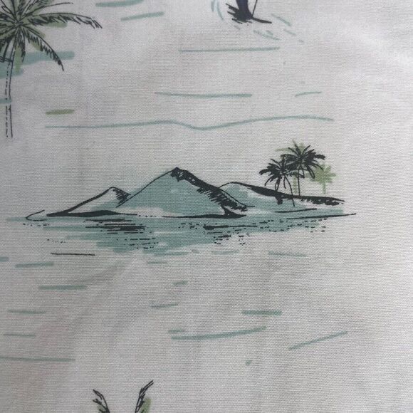 Free Planet Mens White SS Button Down Shirt Island Palm Trees Flag Aloha Medium - Picture 4 of 12